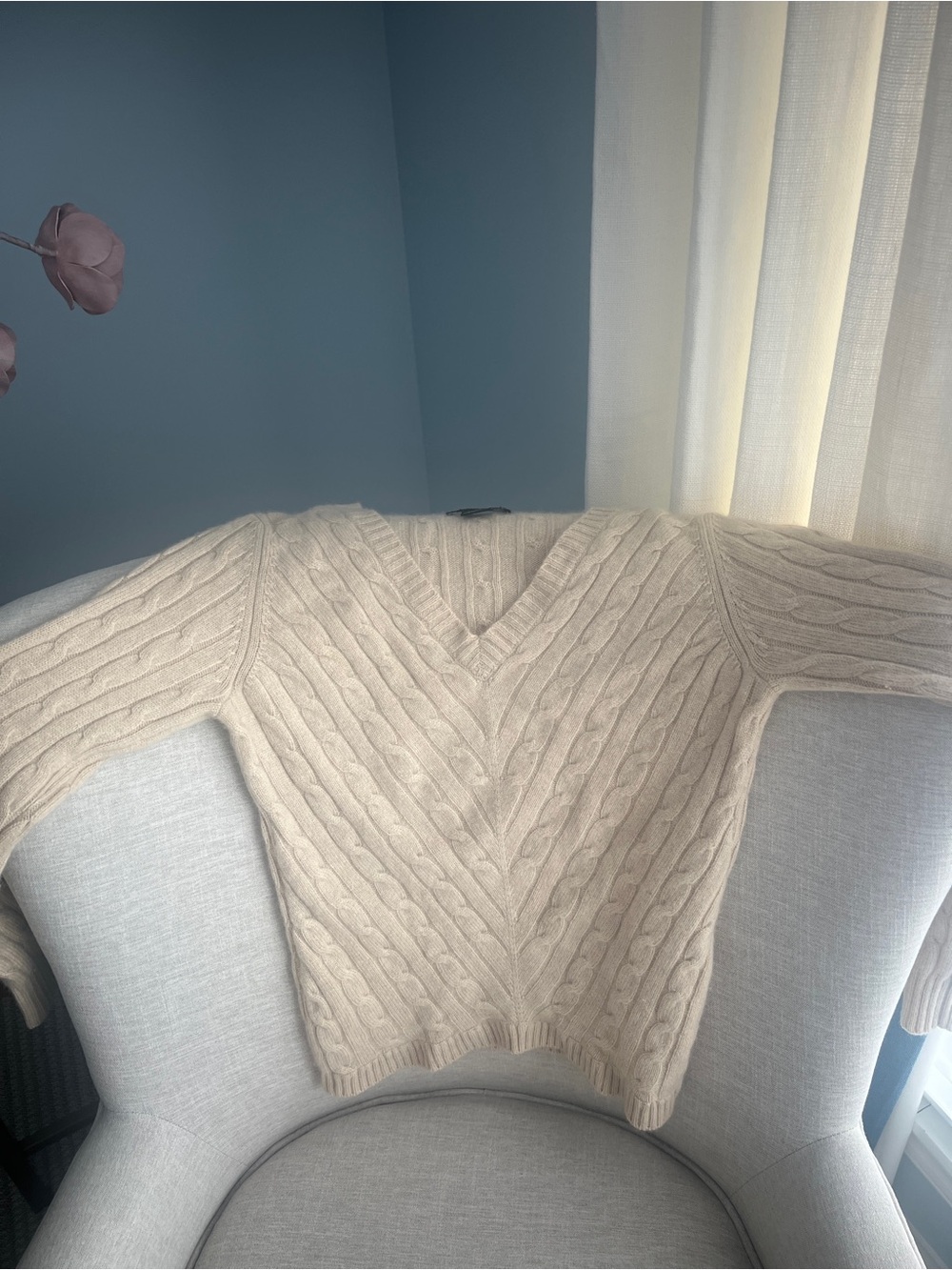 Evelyn Grace 100% Cashmere Cable Knit V-Neck Sweater Size Small